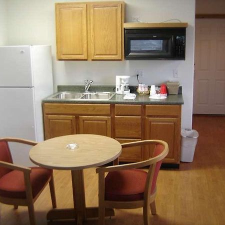 Stevens Pass Motel Gold Bar Room photo
